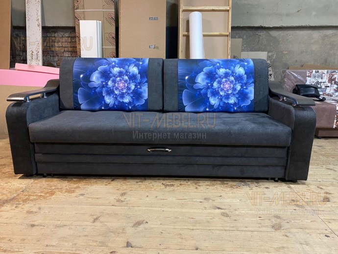 Лидер Лидер